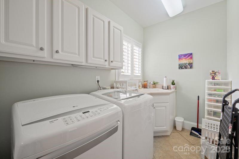 17426 Springwinds Drive Unit: 122