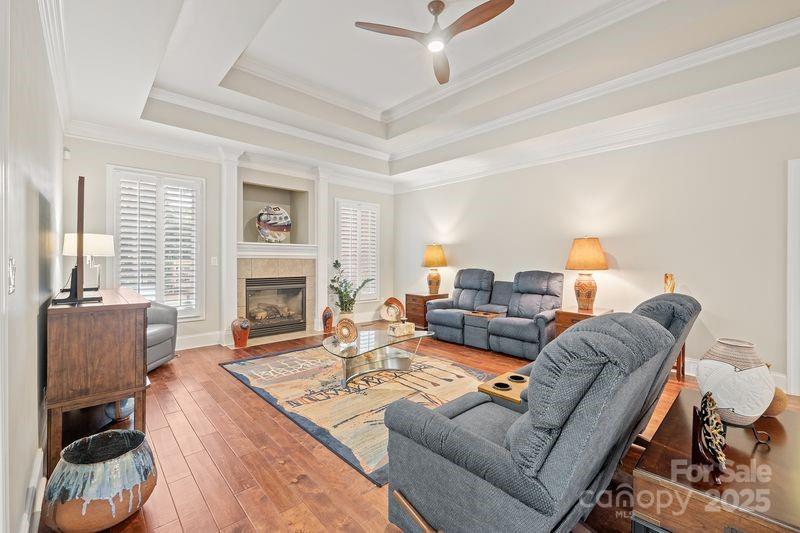 17426 Springwinds Drive Unit: 122