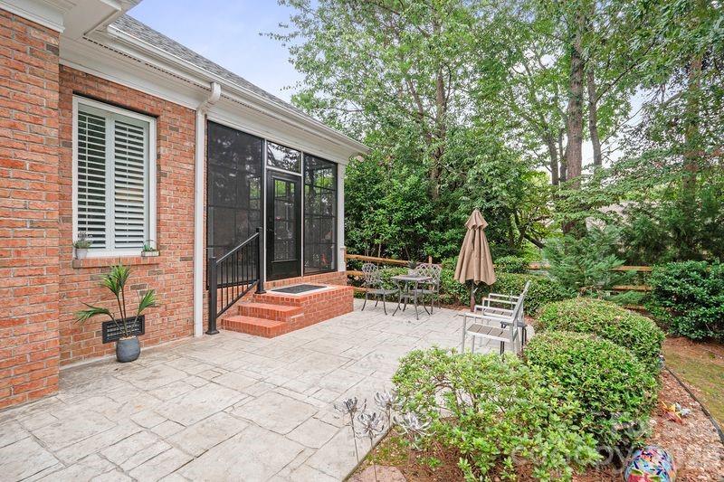 17426 Springwinds Drive Unit: 122