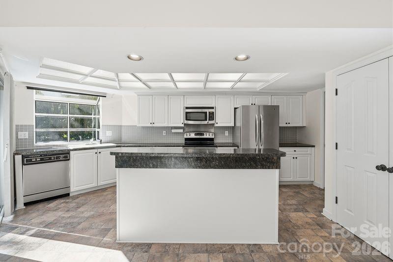 12504 Cliffcreek Drive