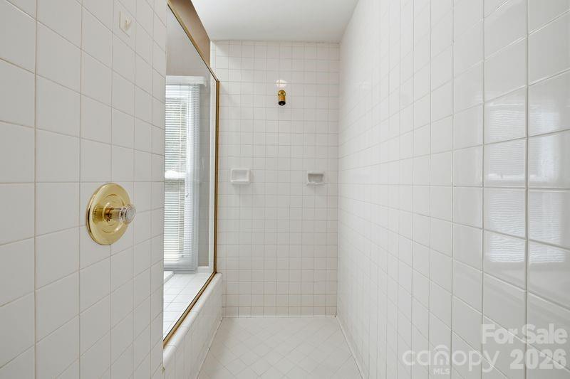 12504 Cliffcreek Drive