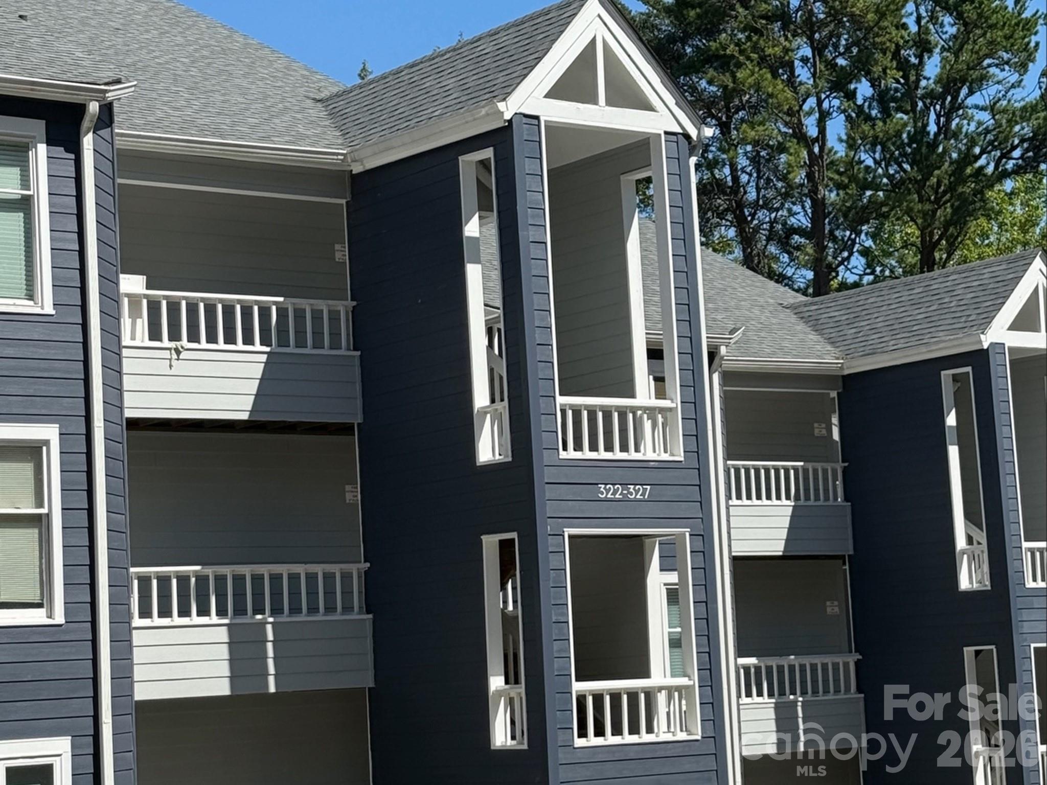 327 Northwest Drive