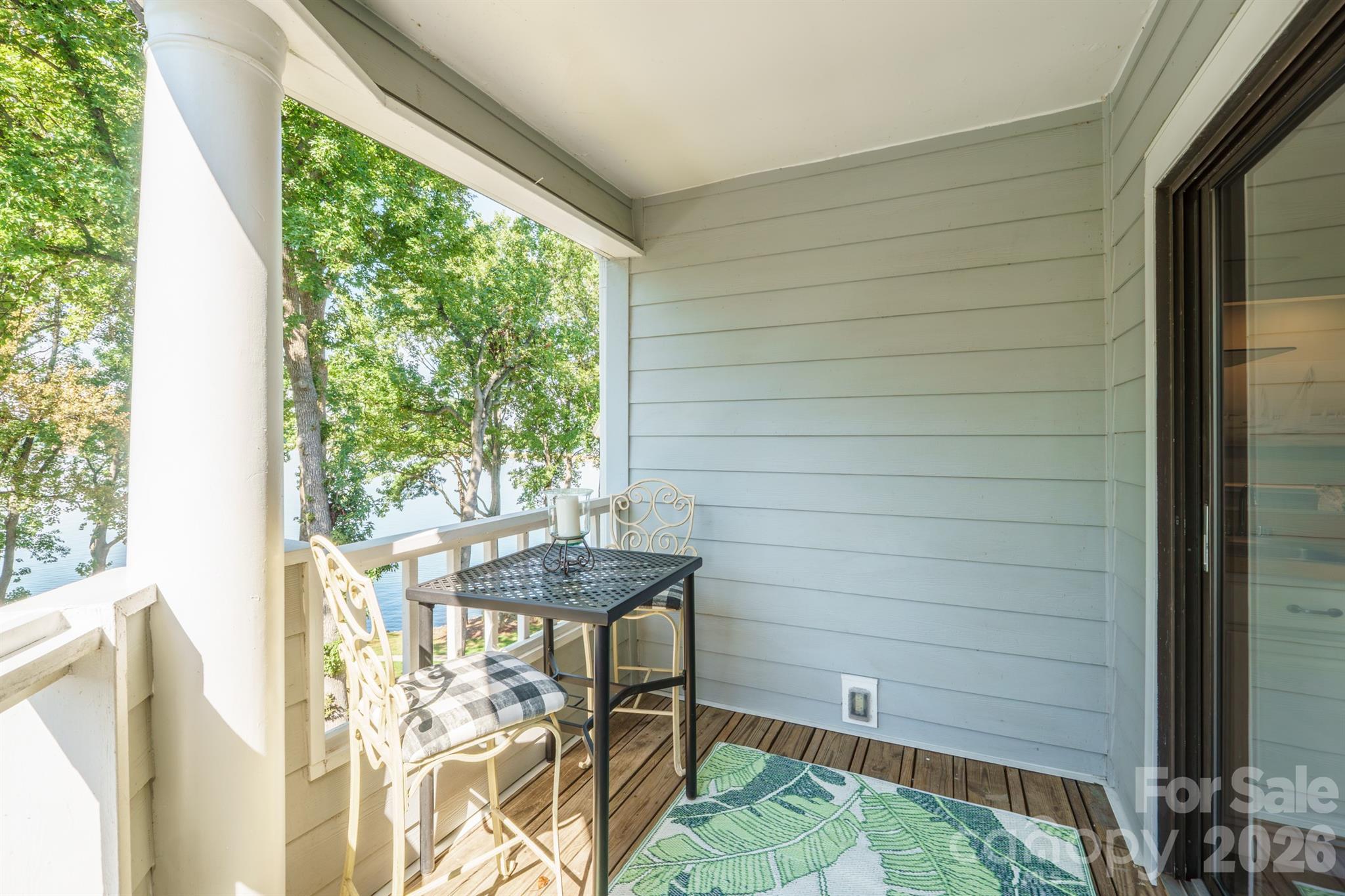 327 Northwest Drive