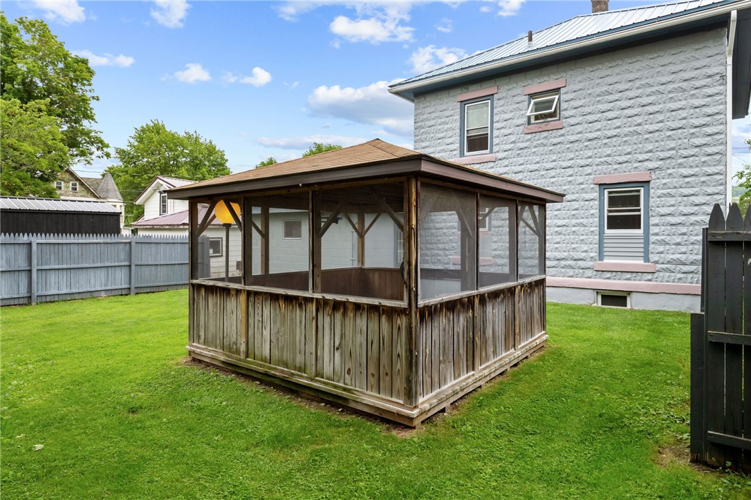 703 North Perry Street