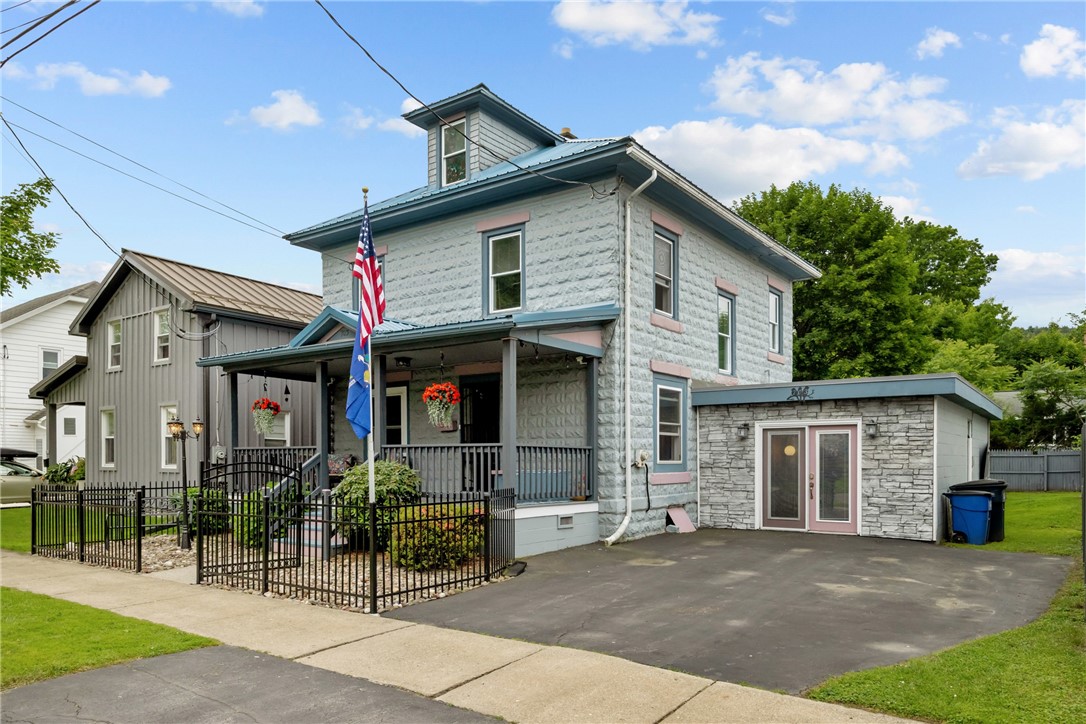 703 North Perry Street