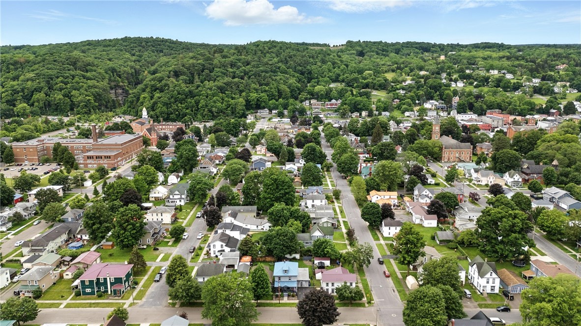 703 North Perry Street