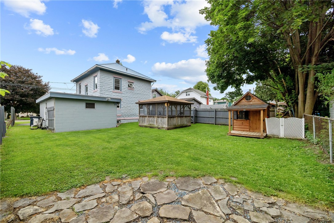 703 North Perry Street