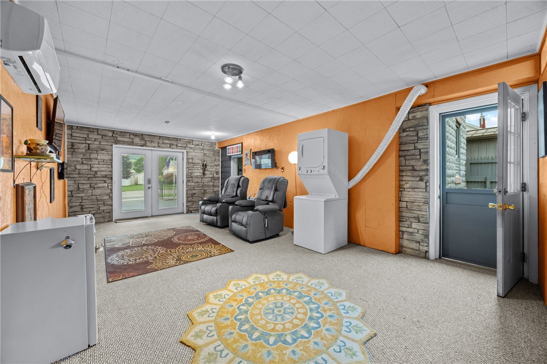 703 North Perry Street