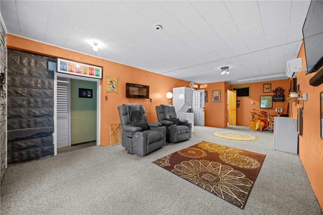 703 North Perry Street