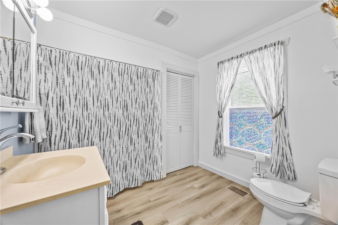 1369 Italy Valley Road