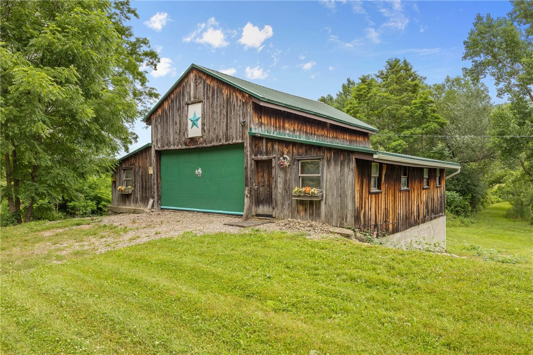 1369 Italy Valley Road