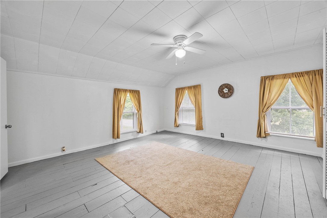 1369 Italy Valley Road