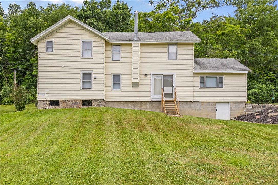 1369 Italy Valley Road