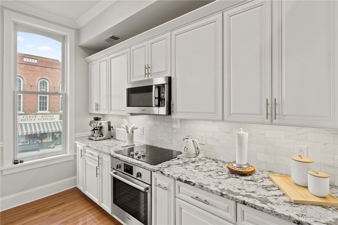 114-116 Main Street 114