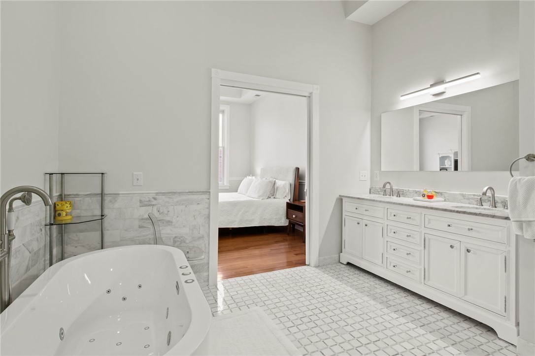 114-116 Main Street 114