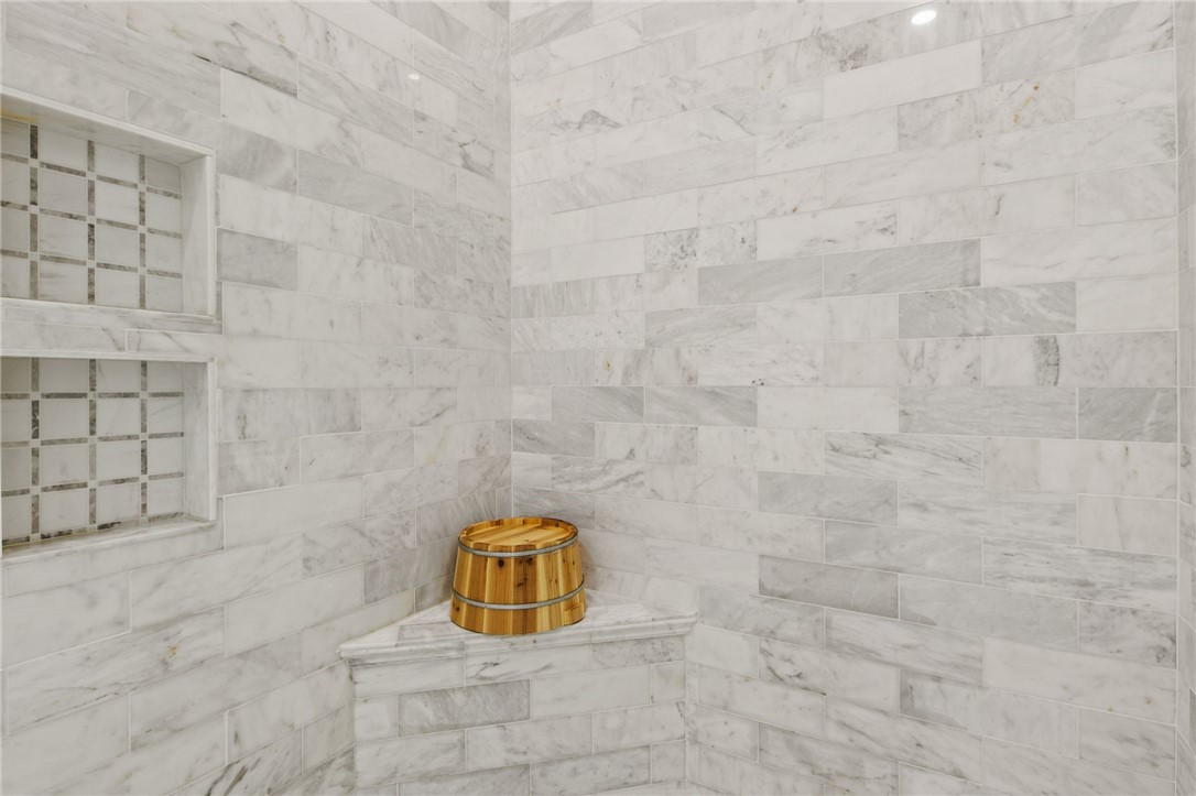 114-116 Main Street 114