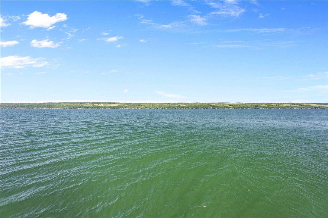 7 Red Cedar Falls Lane