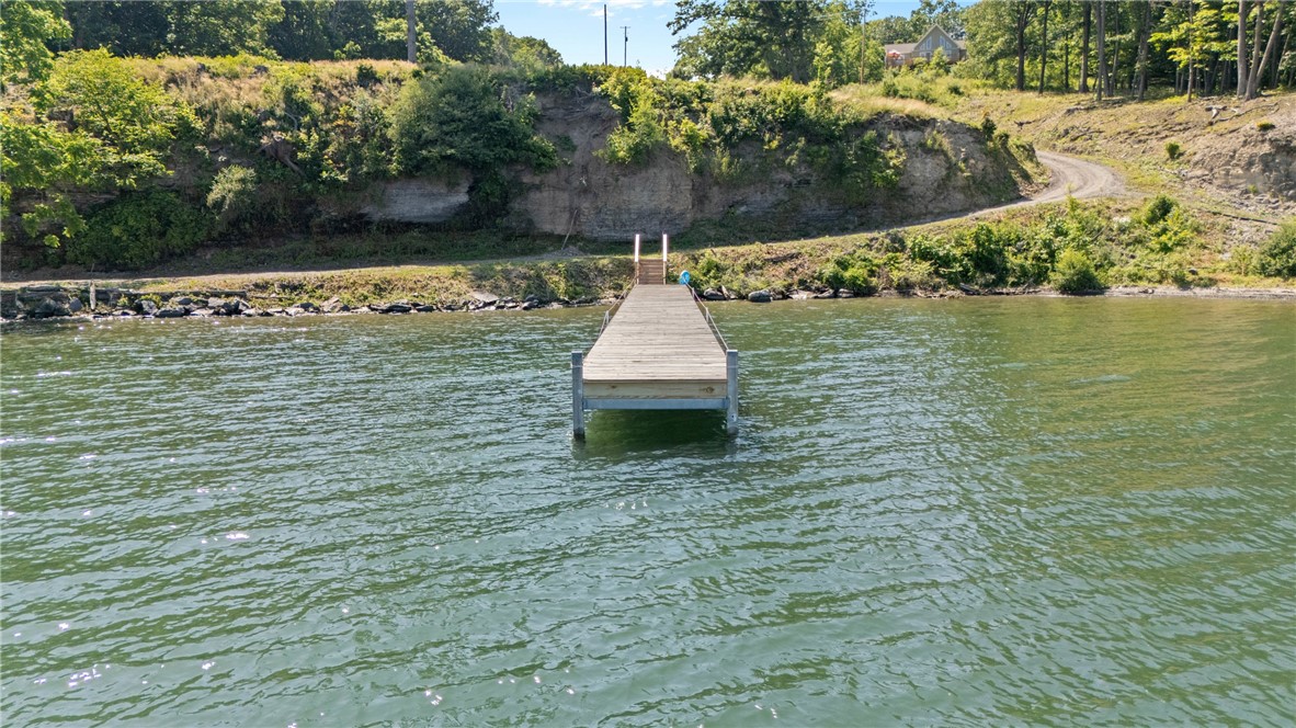 3 Red Cedar Falls Lane