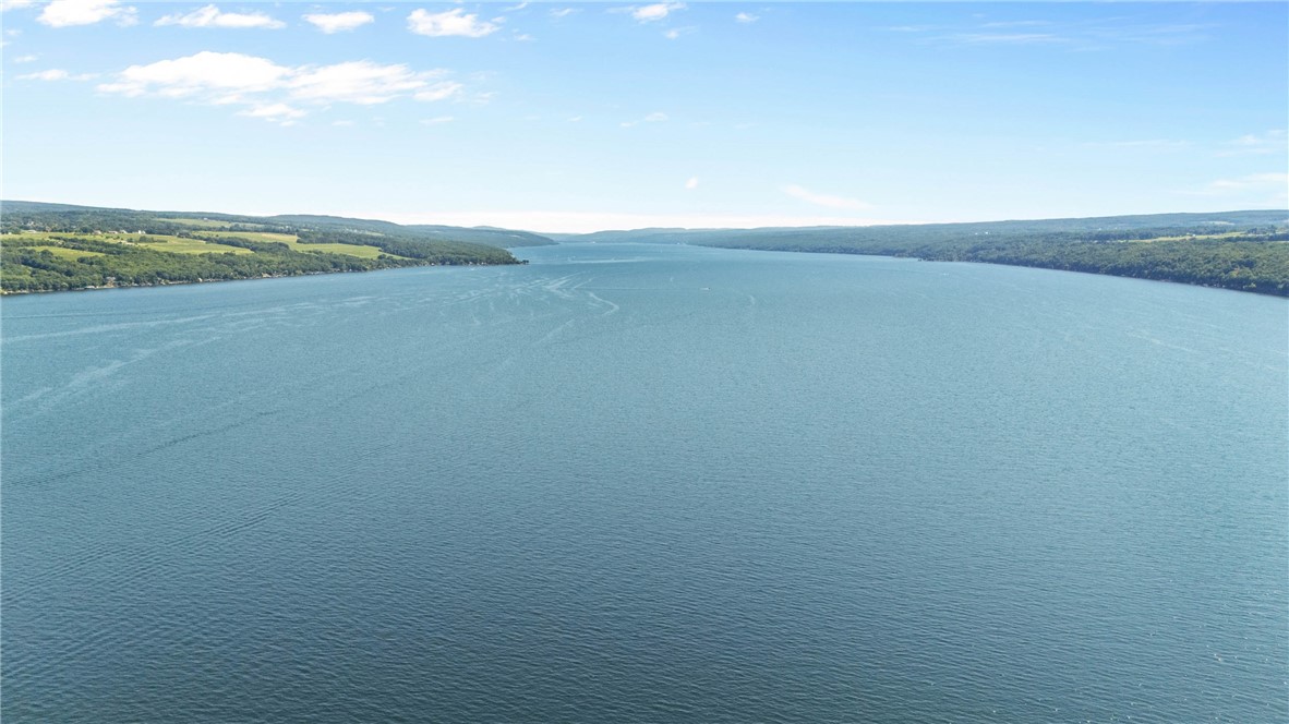 3 Red Cedar Falls Lane