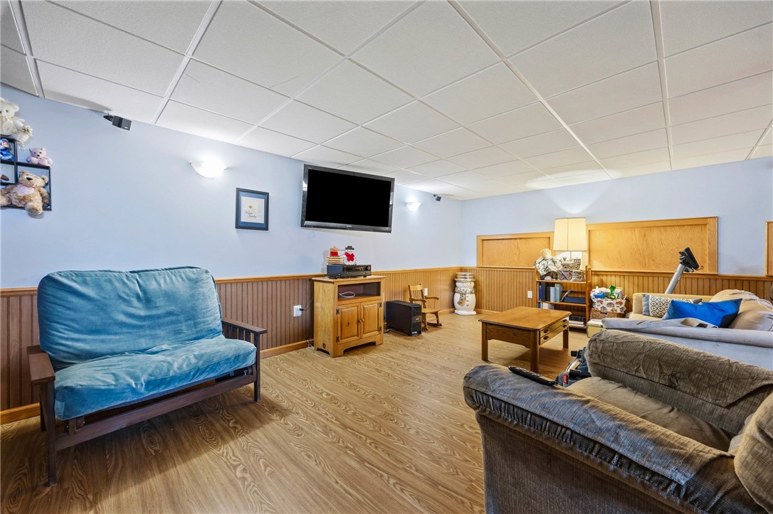 3118 Lake To Lake Road