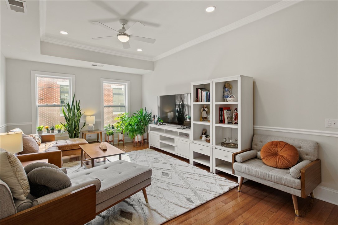 114-116 Main Street 114