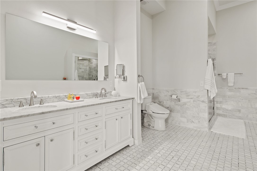 114-116 Main Street 114