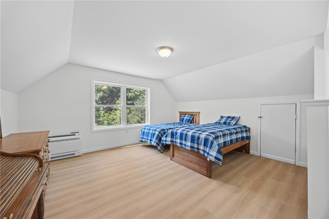 8 Red Cedar Falls Lane