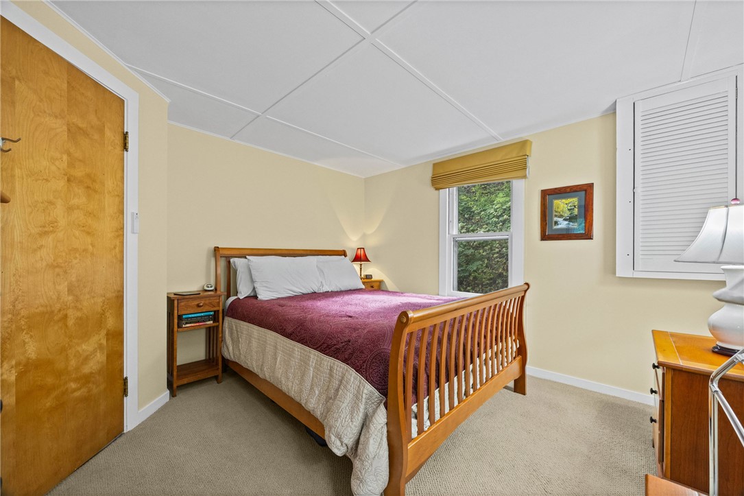 639 East Lake Road