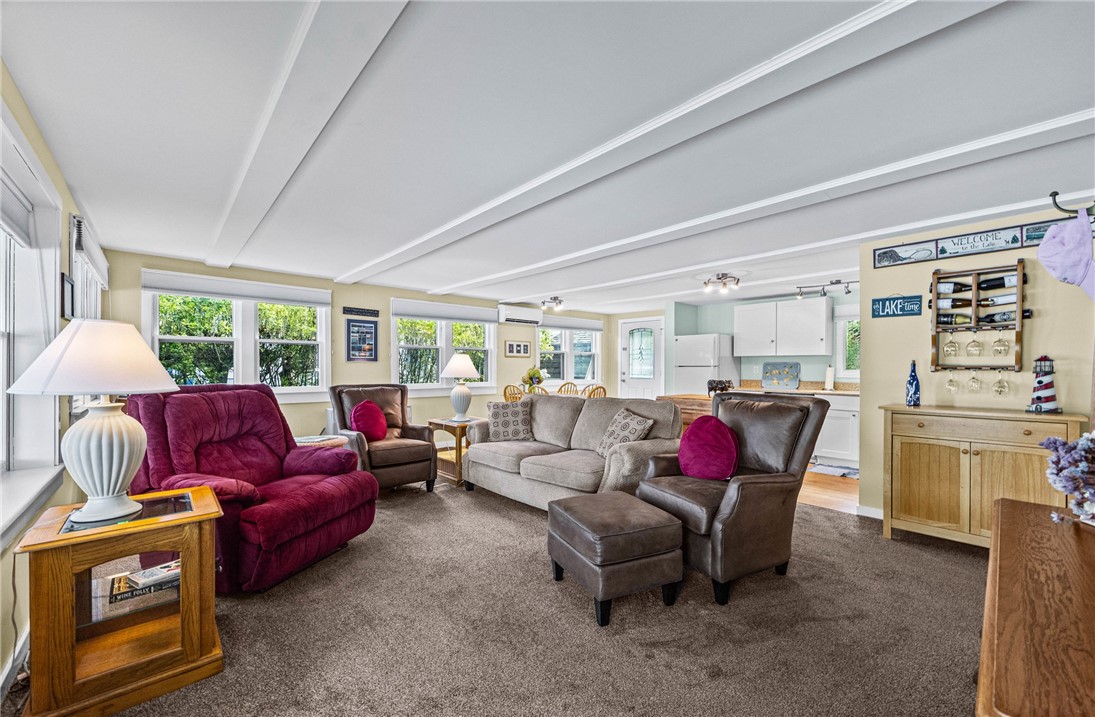 639 East Lake Road