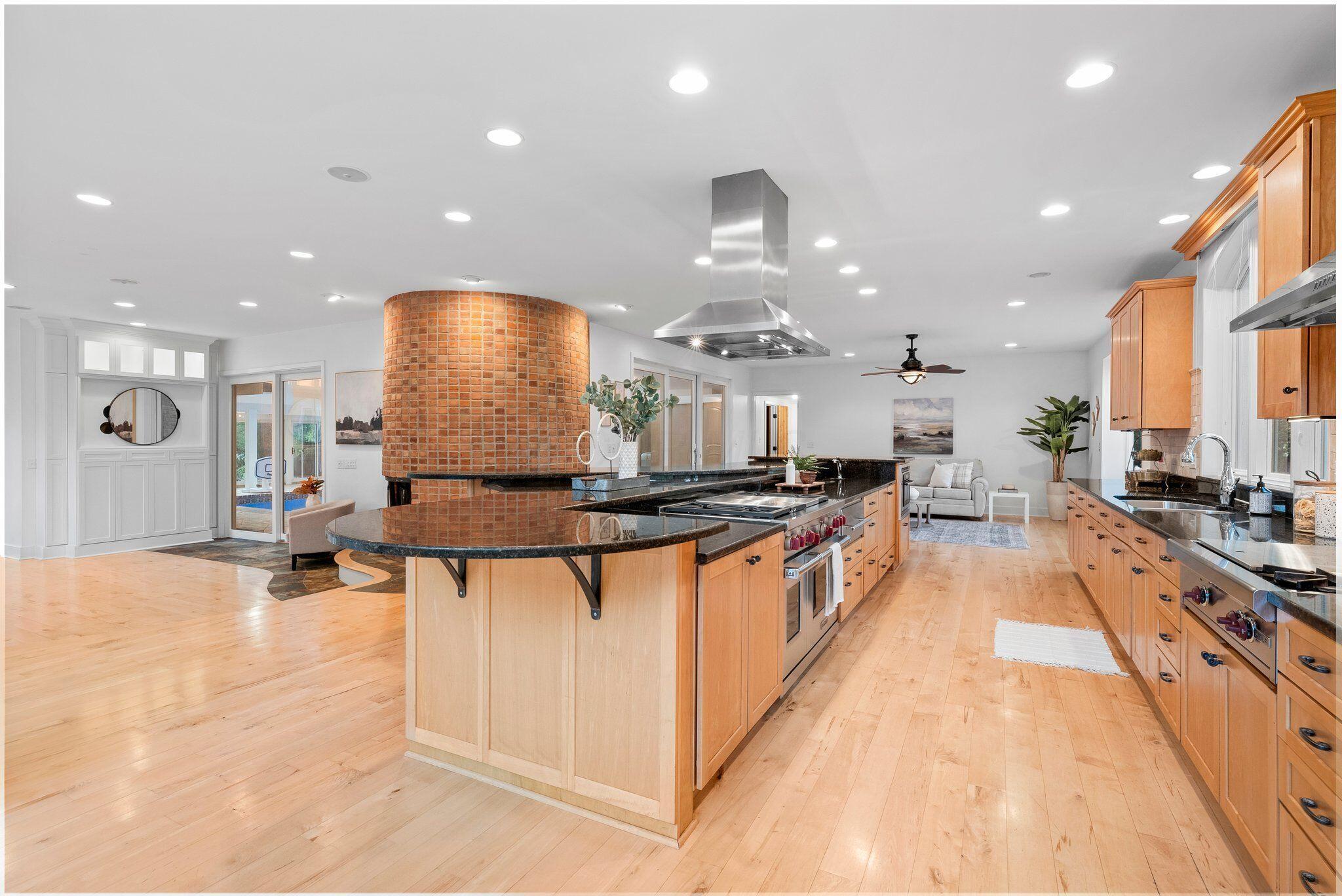 3839 Woodbridge Road