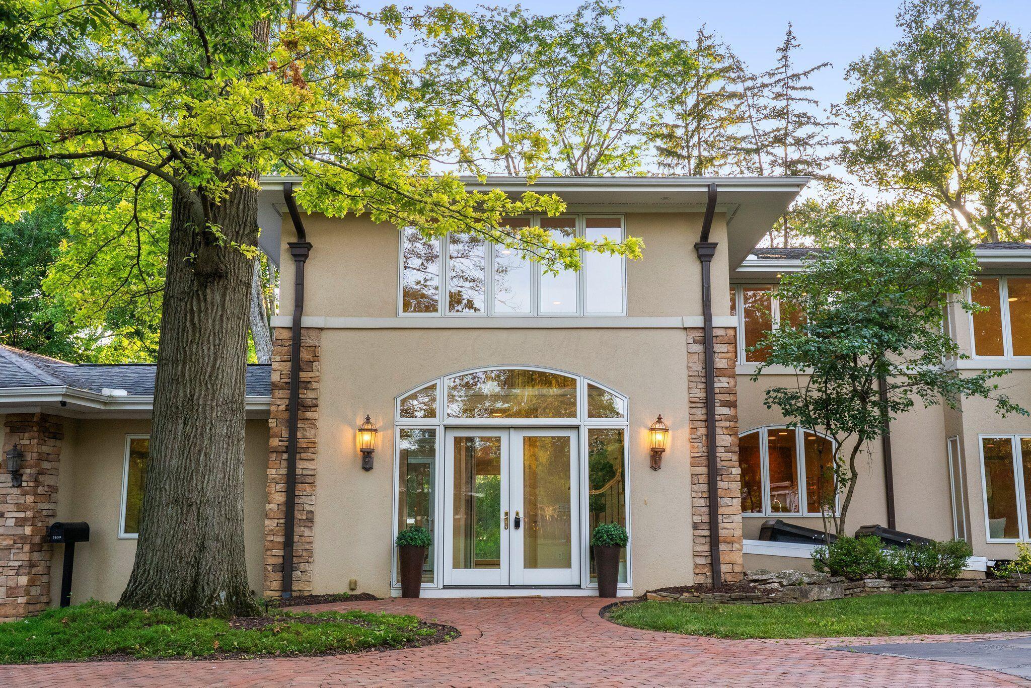 3839 Woodbridge Road