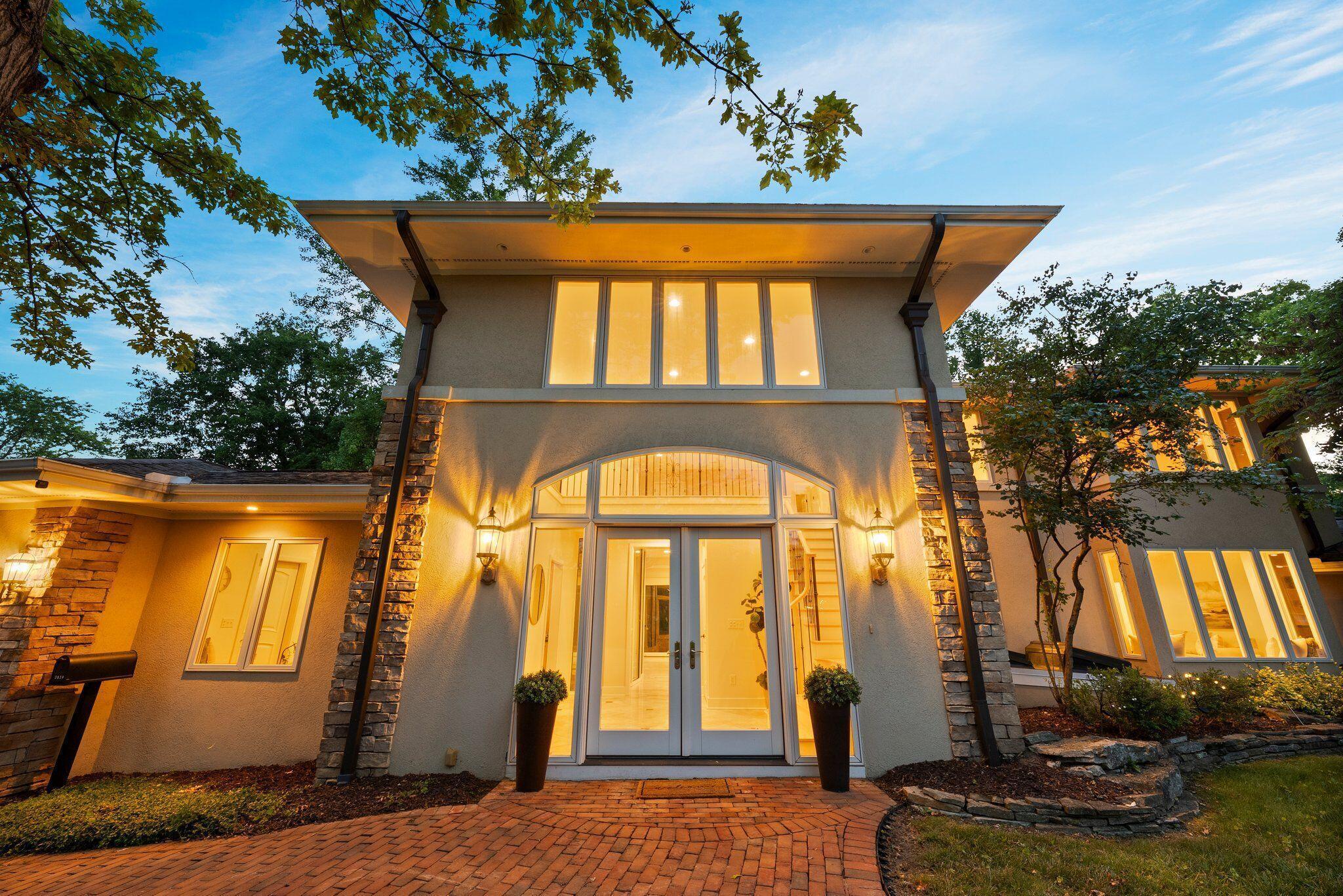 3839 Woodbridge Road