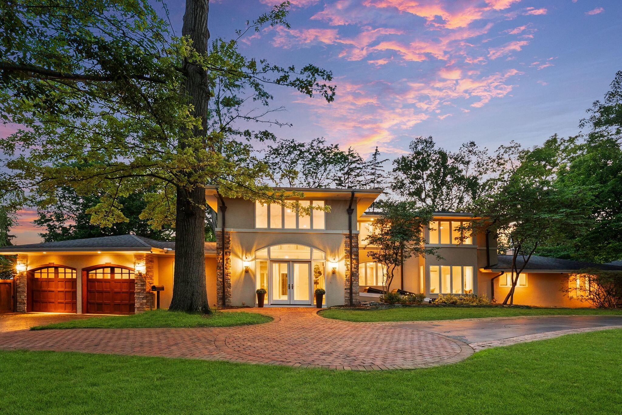 3839 Woodbridge Road