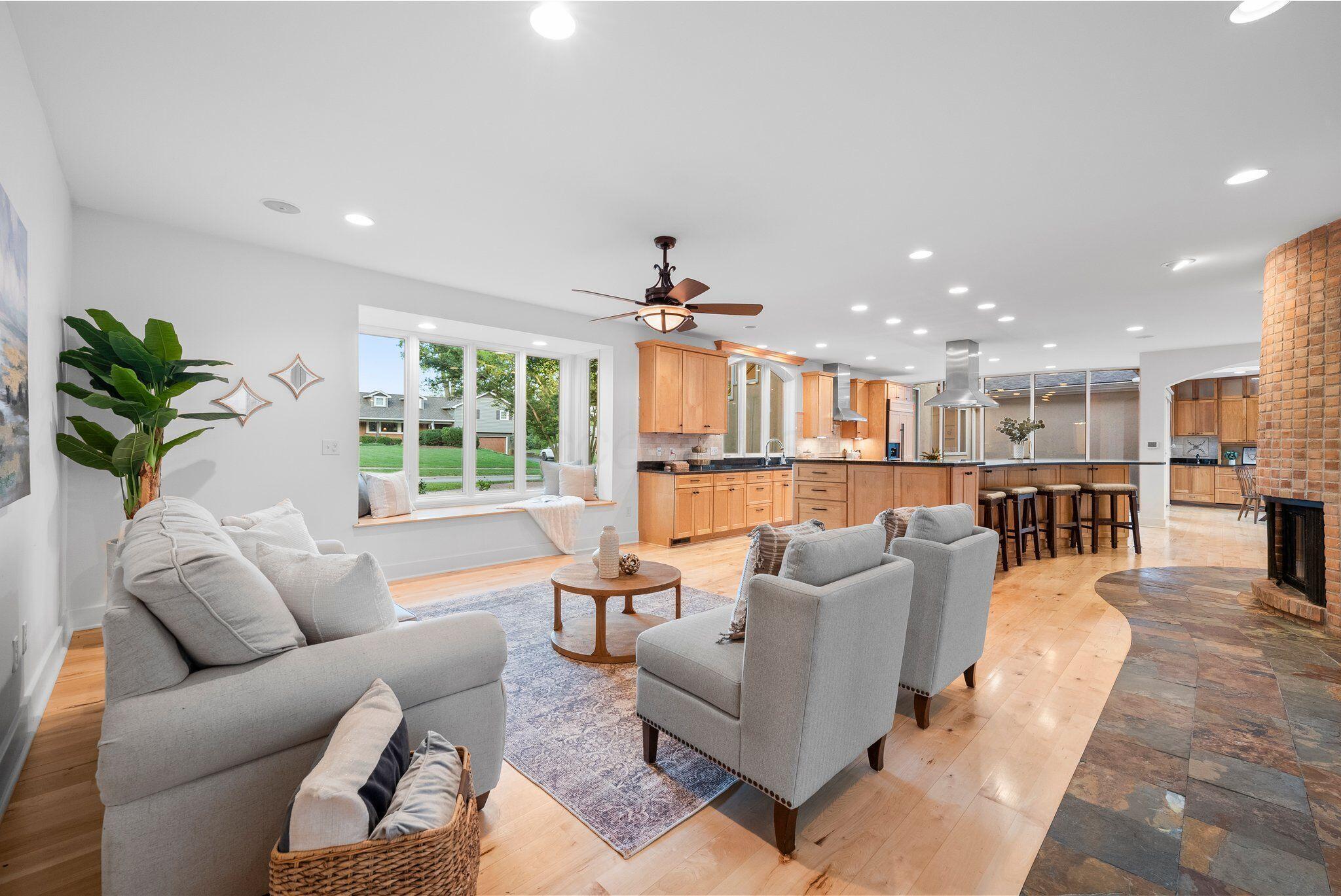 3839 Woodbridge Road