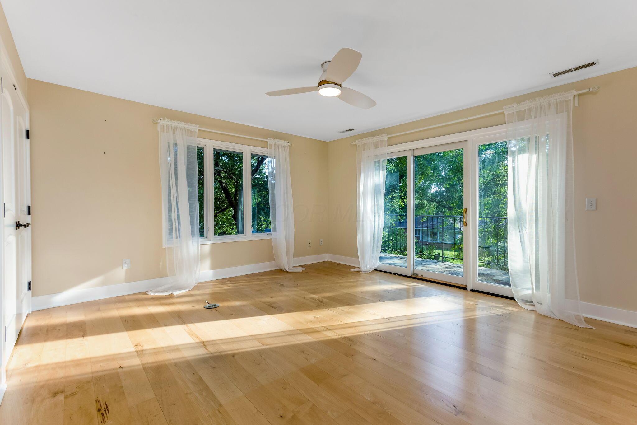3839 Woodbridge Road