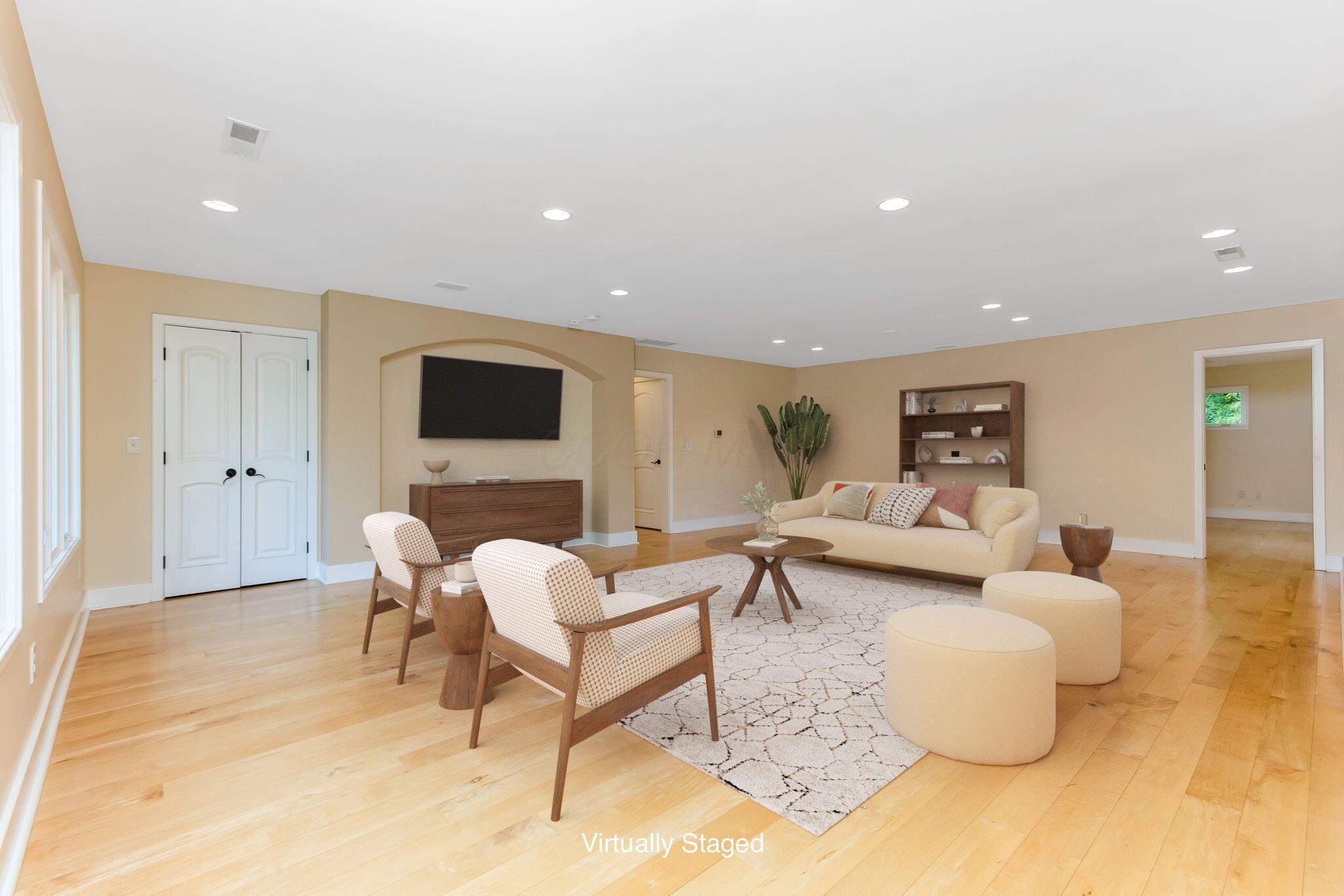 3839 Woodbridge Road