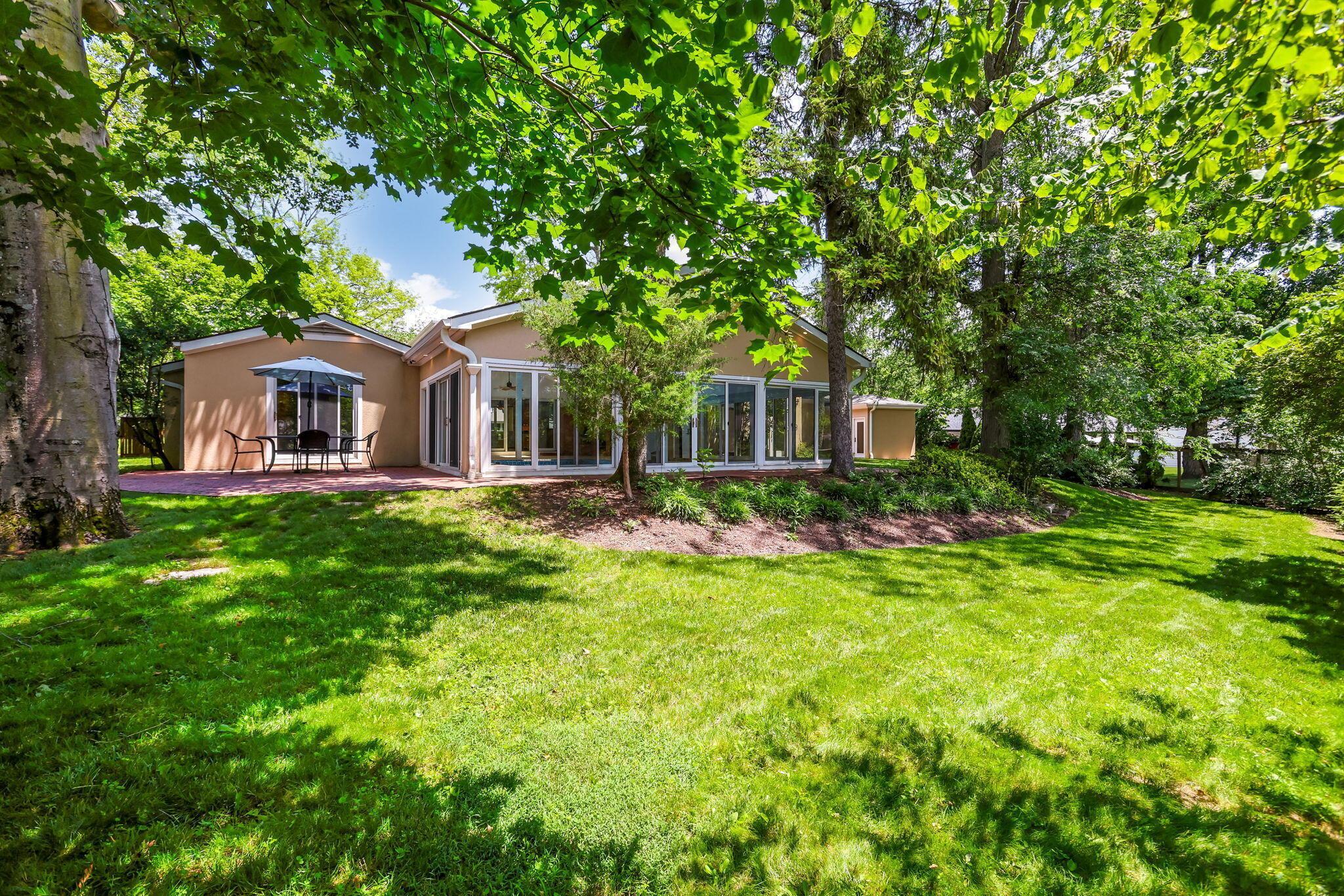 3839 Woodbridge Road