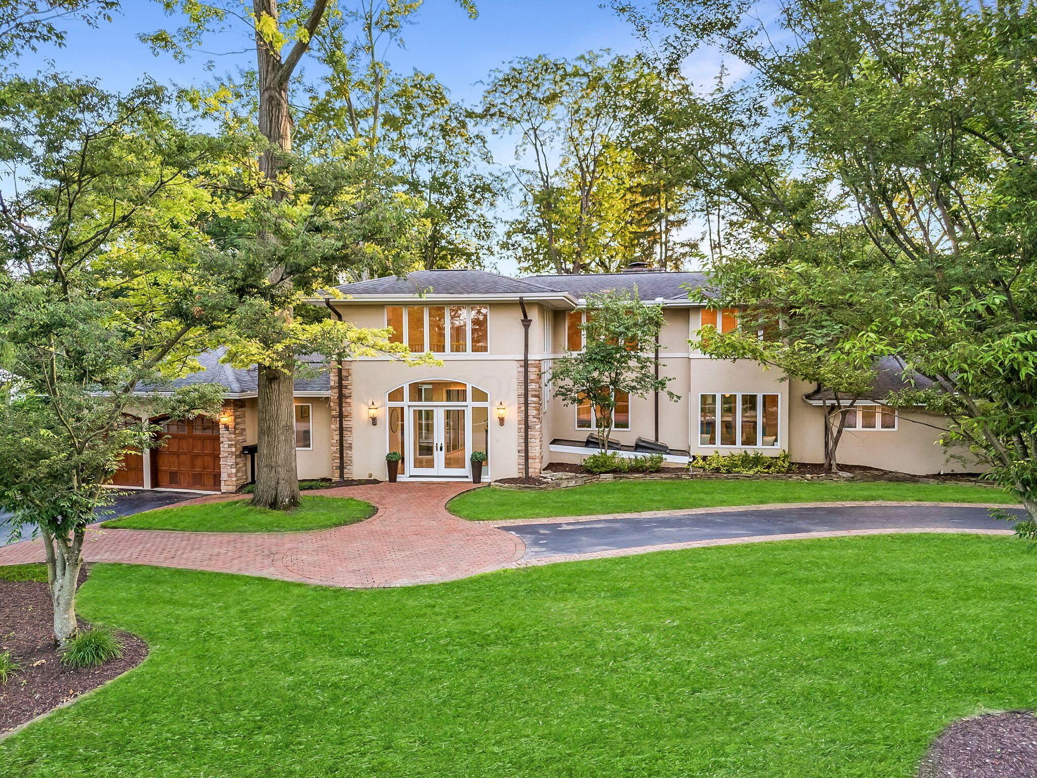 3839 Woodbridge Road