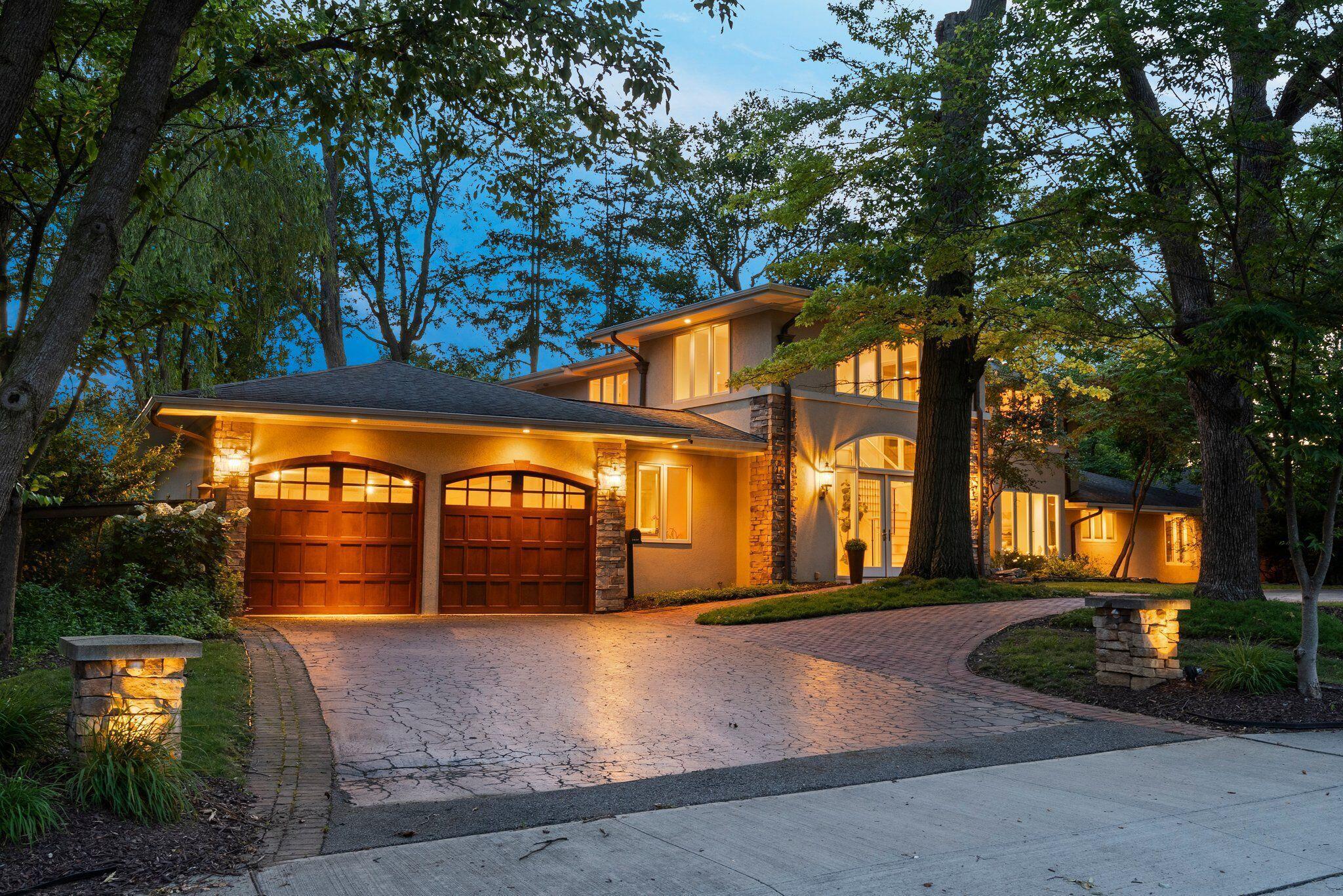 3839 Woodbridge Road