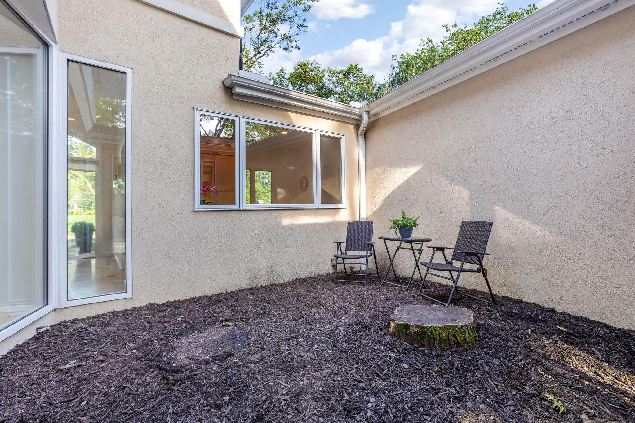 3839 Woodbridge Road