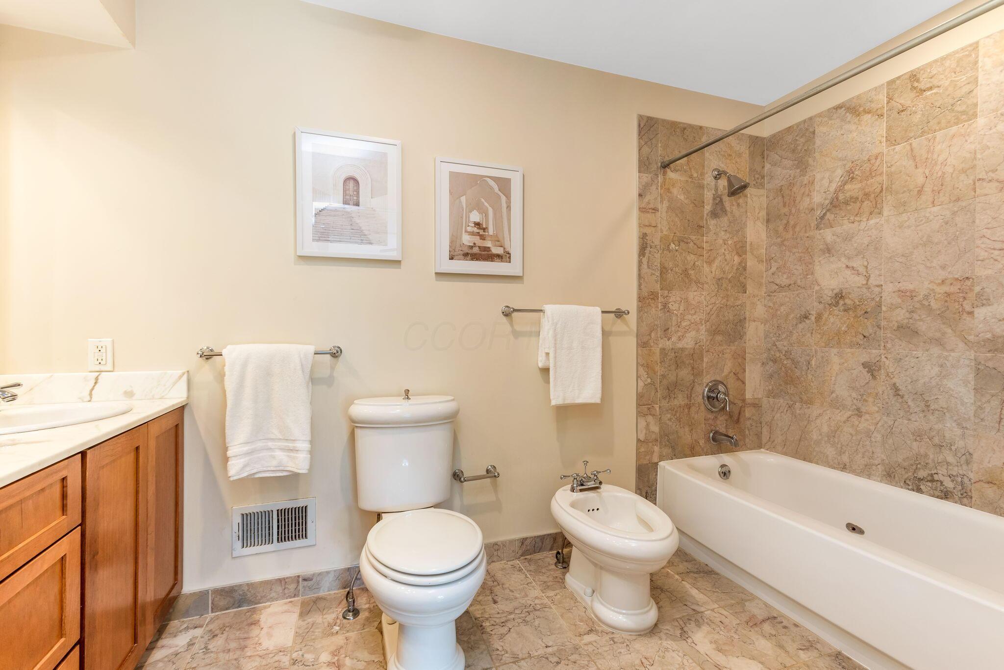 3839 Woodbridge Road