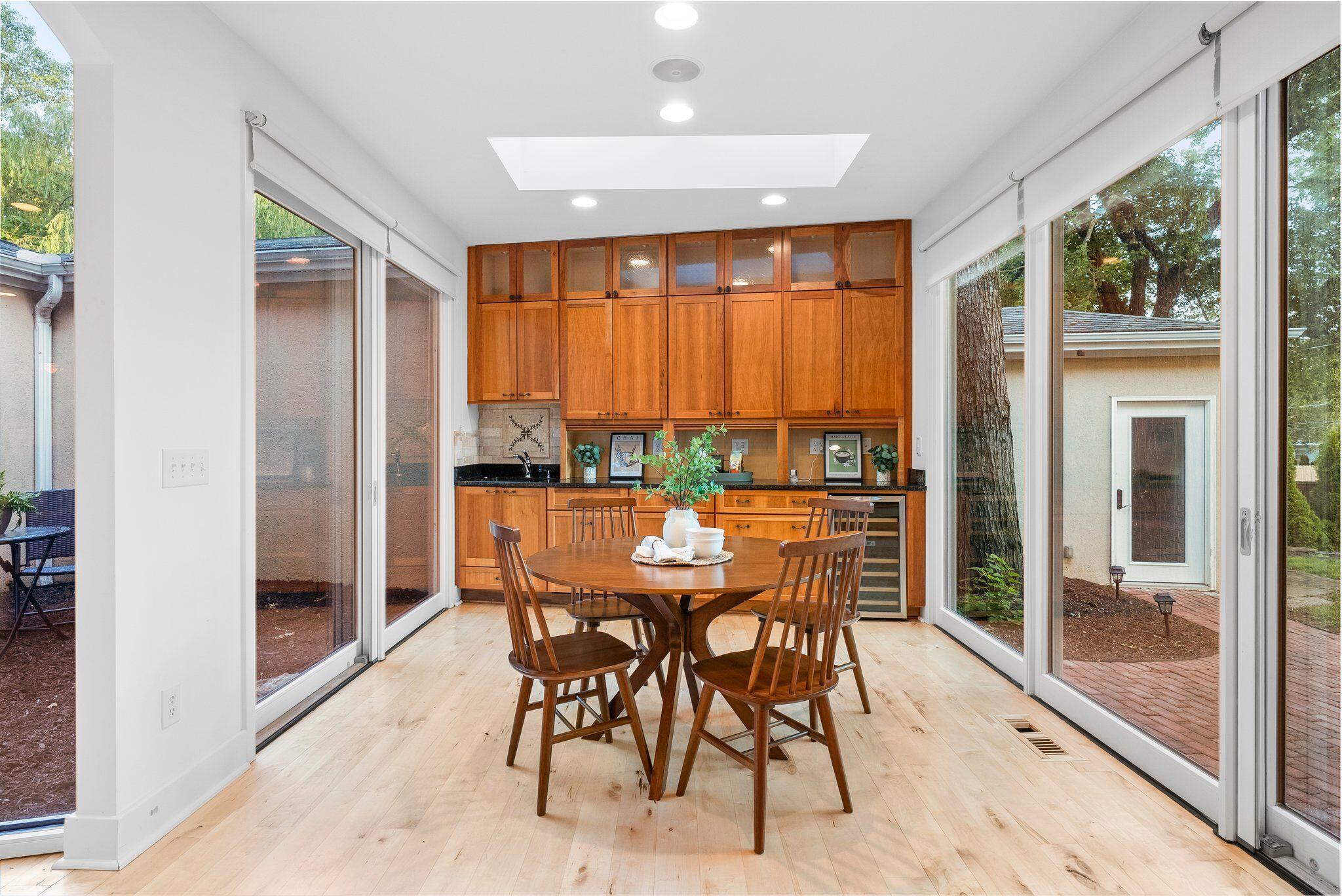 3839 Woodbridge Road