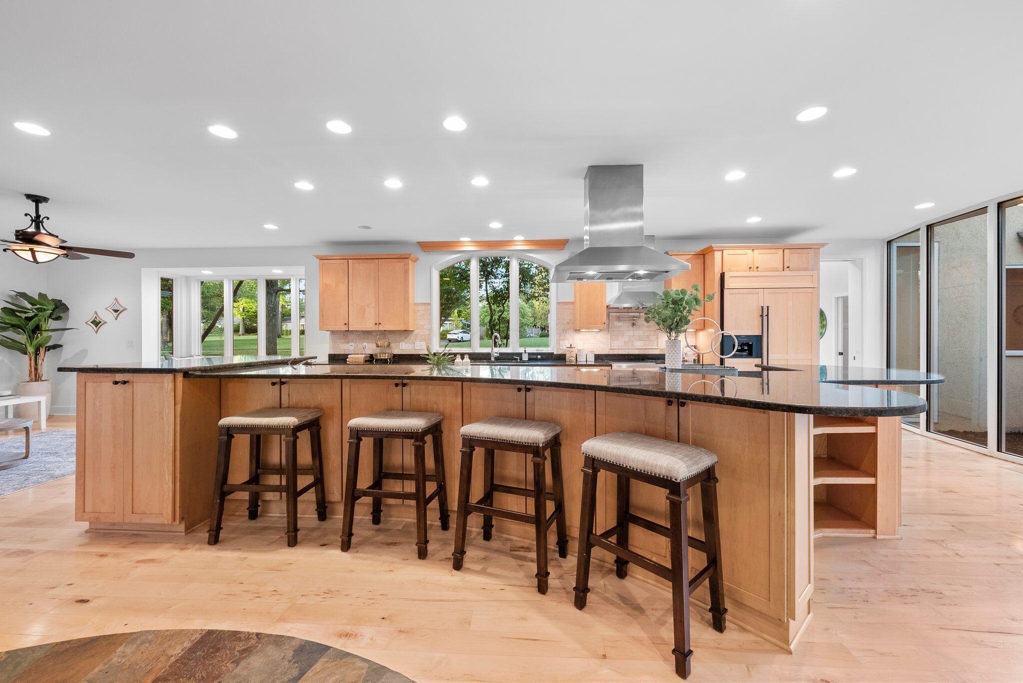 3839 Woodbridge Road