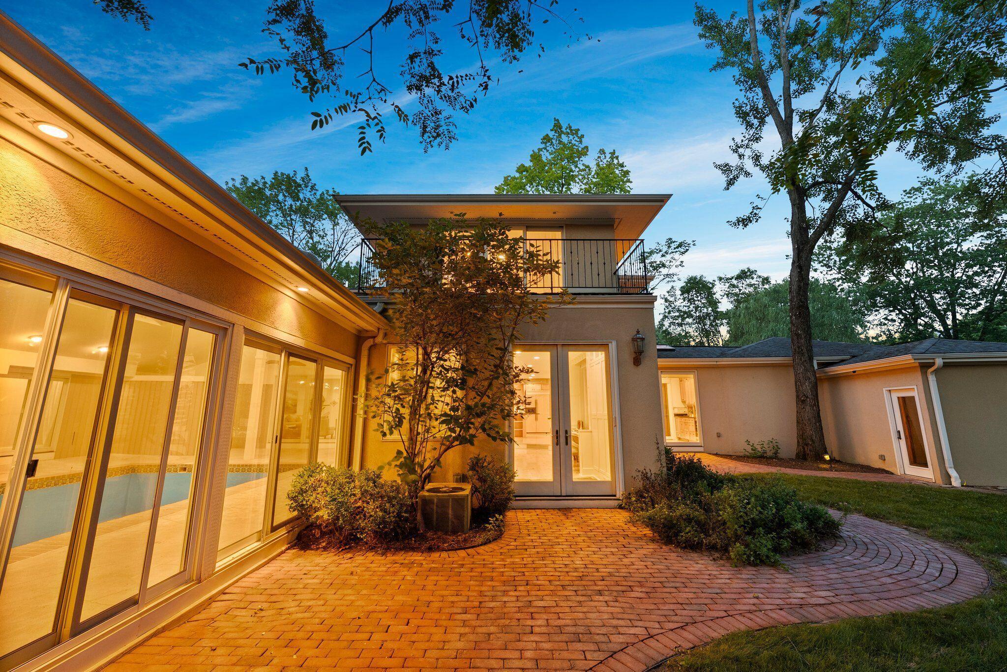 3839 Woodbridge Road