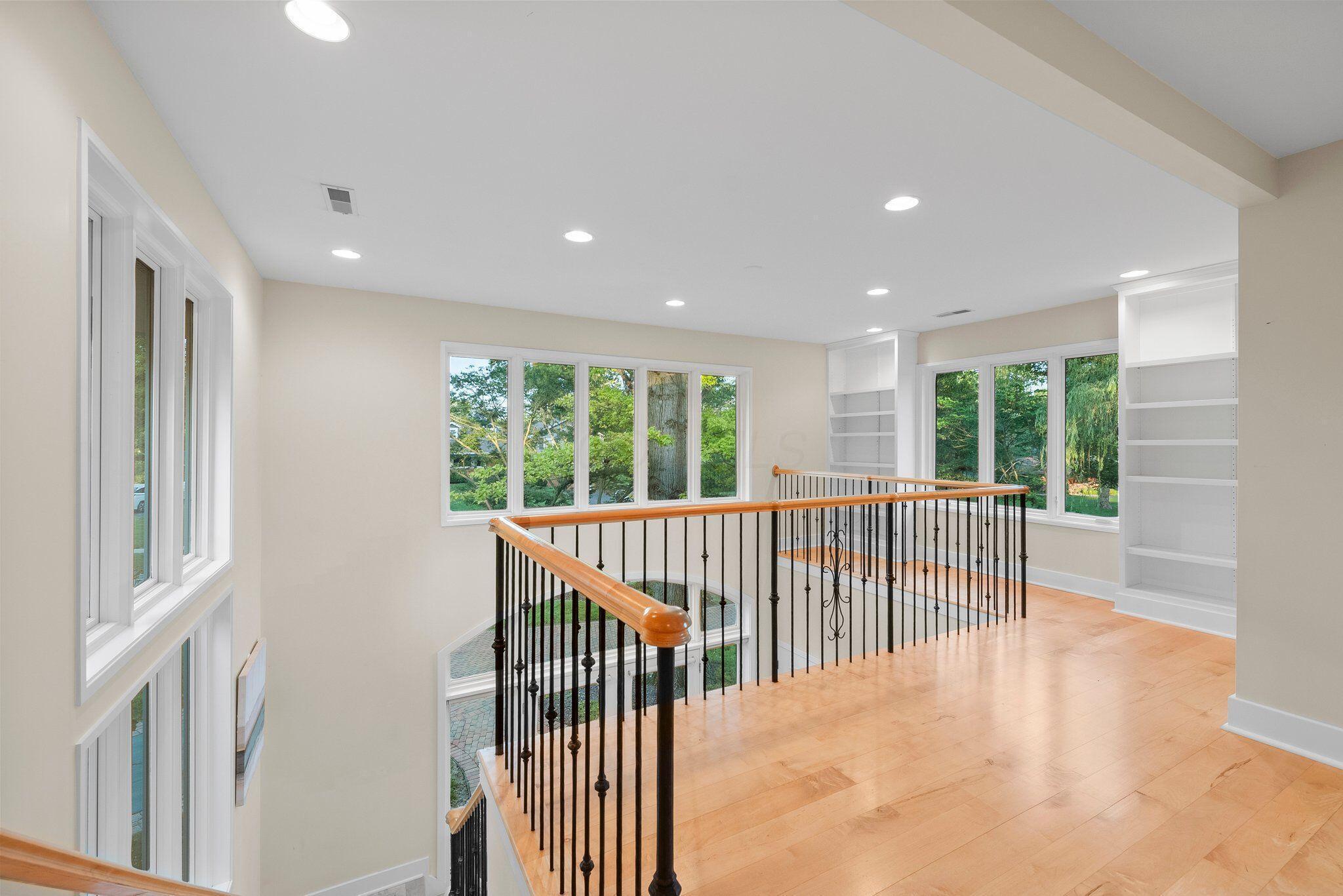 3839 Woodbridge Road