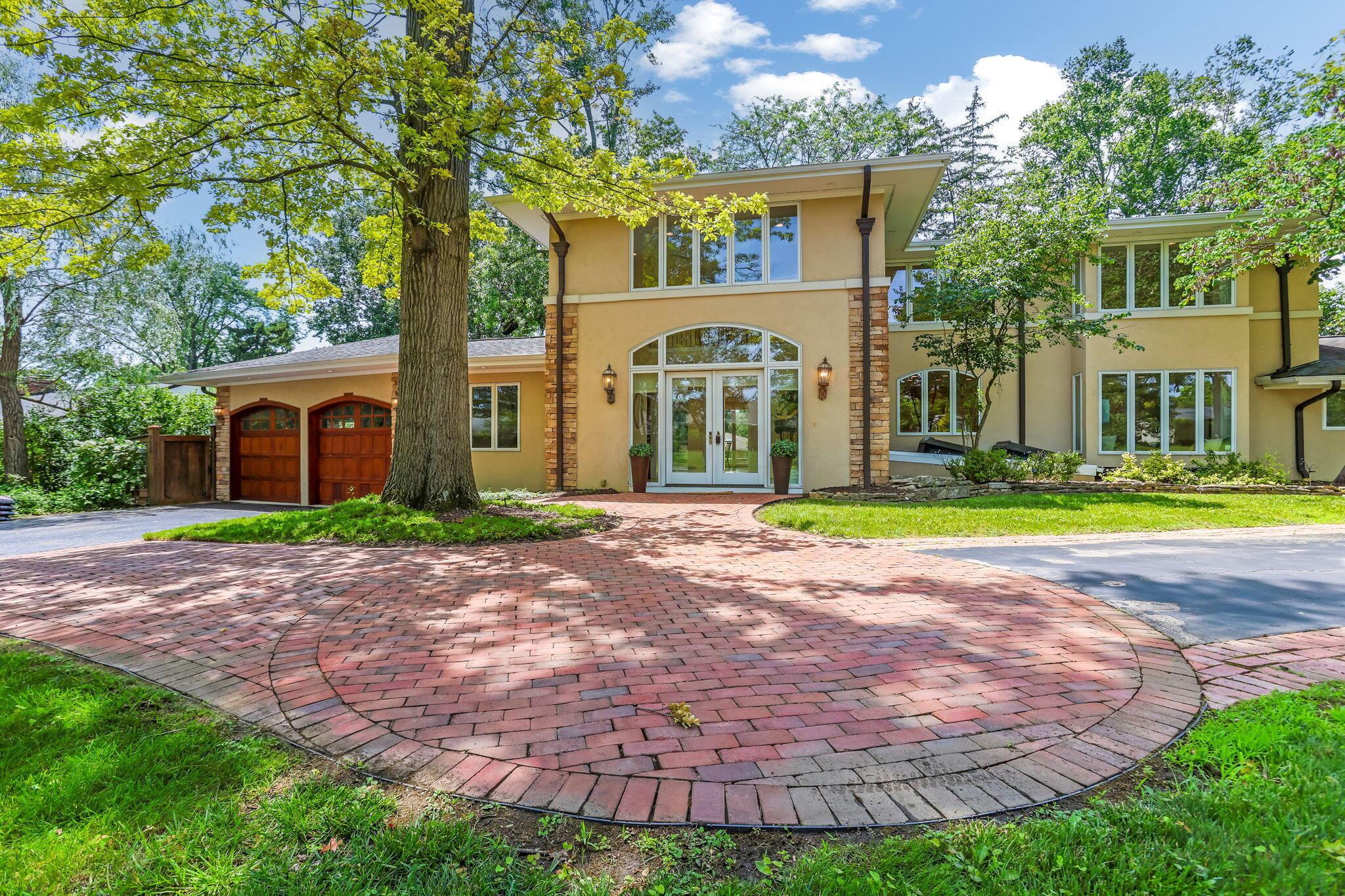 3839 Woodbridge Road