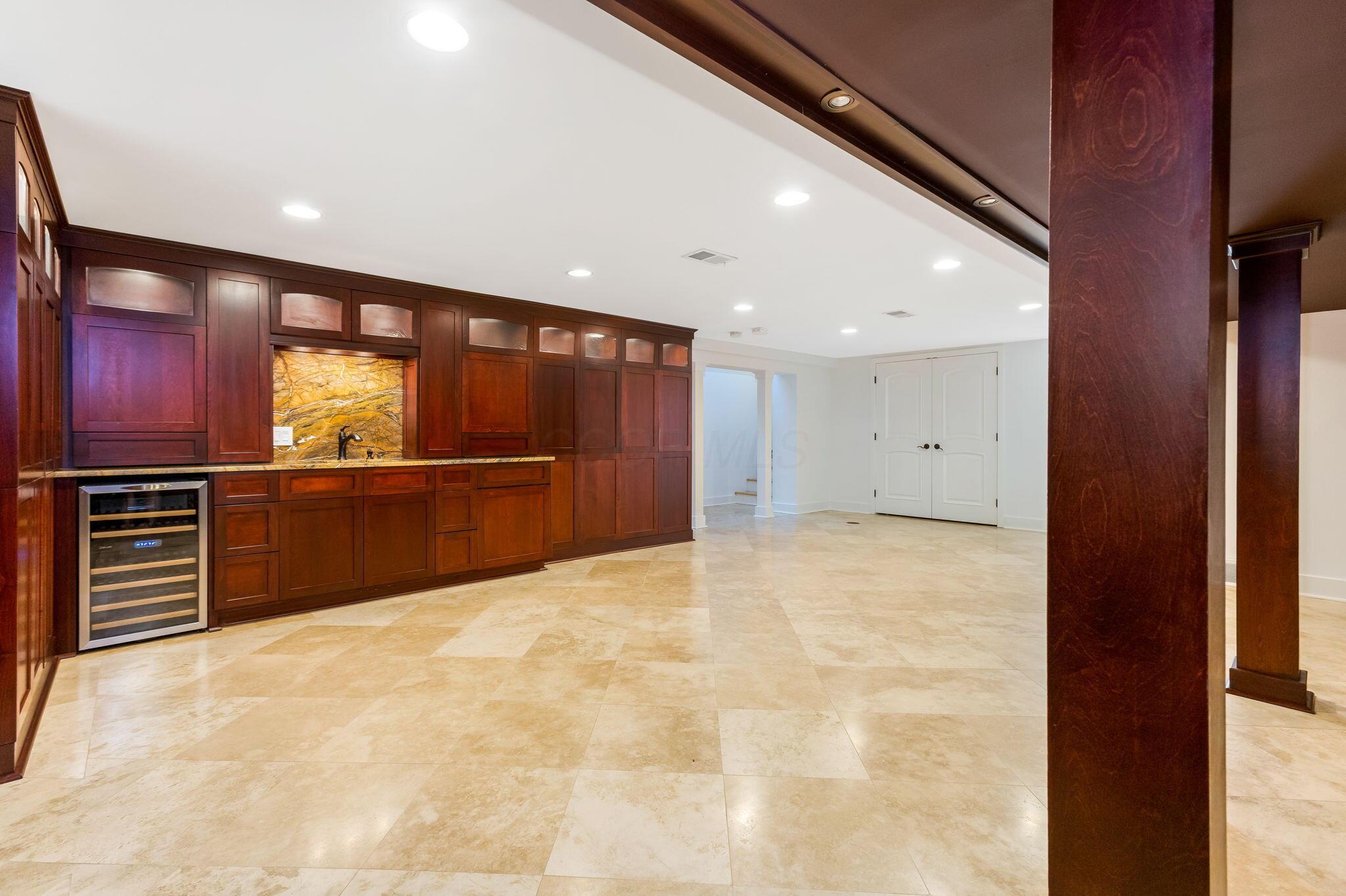 3839 Woodbridge Road