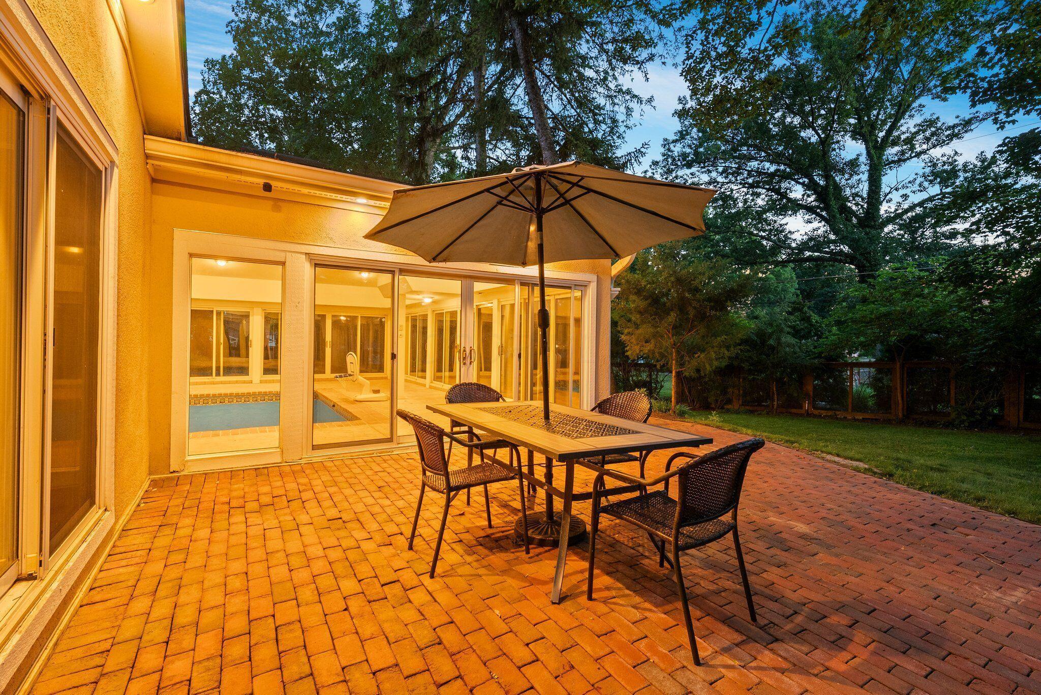 3839 Woodbridge Road