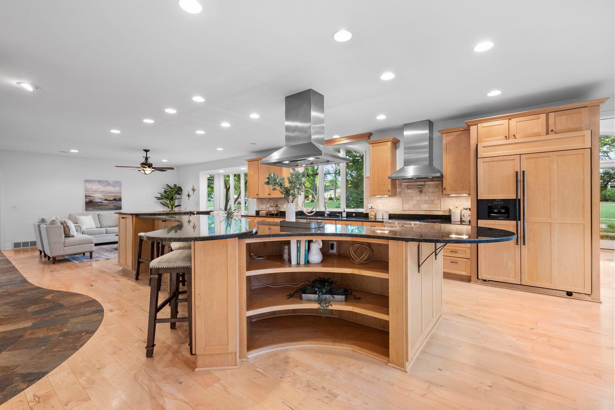 3839 Woodbridge Road