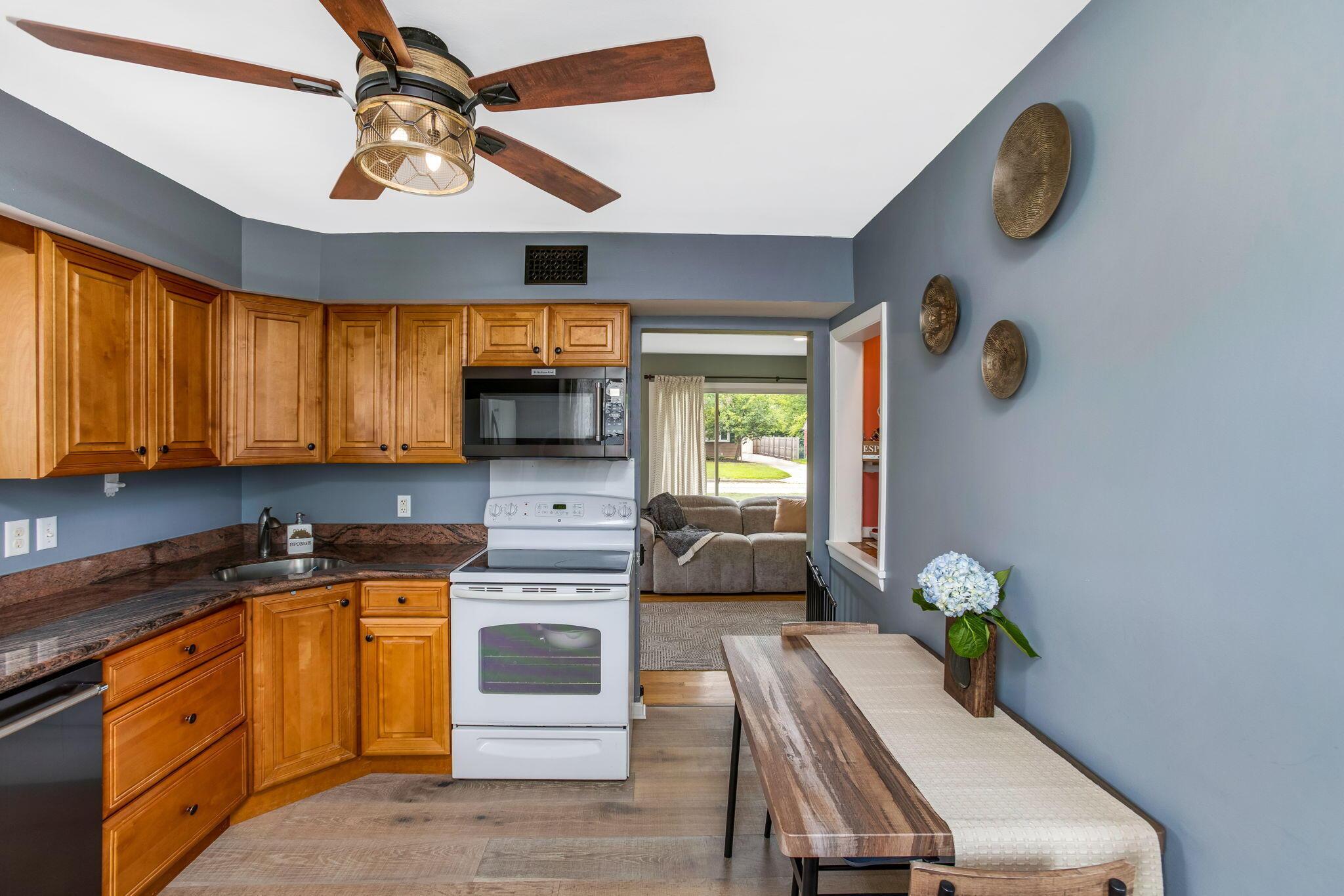 2232 Edgevale Road